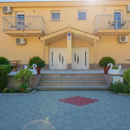 Apartman Cozy In With Kitchen