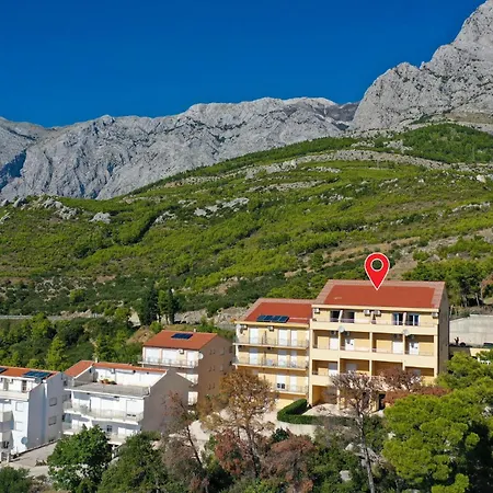 Cozy In With Kitchen *